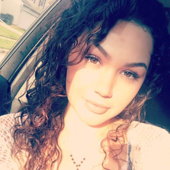 Meet your Posher, Deaven - Picture 2 of 3